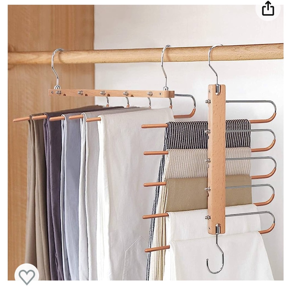 2 Space saving hangers